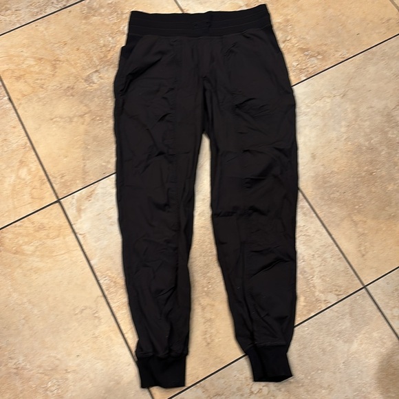Lululemone Sports Pants size 6 - Picture 7 of 9